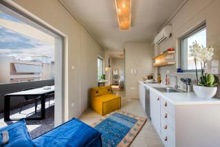 Top Floor Loft with Acropolis View - 6
