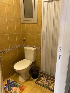 Cozy studio in Kilo 80 North Coast AC Budget - families - 9