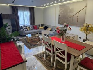 A perfect apartment and a quiet retreat for businessmen and families - 8