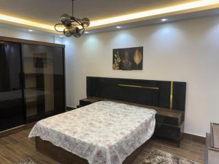 A perfect apartment and a quiet retreat for businessmen and families - 7