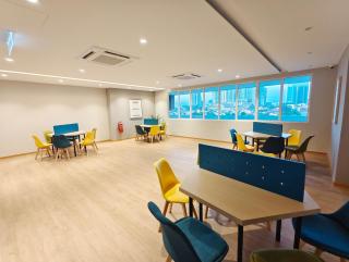 3 min Ciq Customs Studio, 3pax Nearby Immigration - 3
