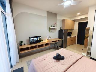 3 min Ciq Customs Studio, 3pax Nearby Immigration - 2