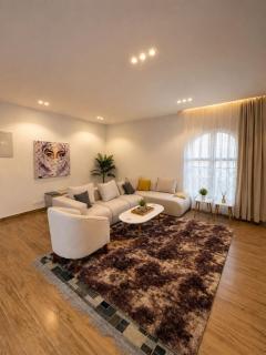 Luxury Spacious Apartment I 2BR in Hyde Park - 9
