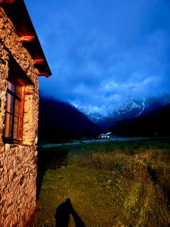Madisha's Guesthouse - 8