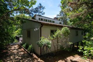 Spacious 4 Bedroom with AC Dog Friendly - 7