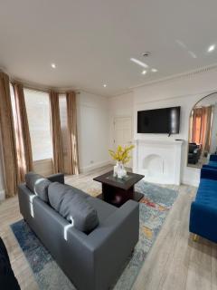 Medora Mansions 5 Beds 5 Bath, Brixton - 7
