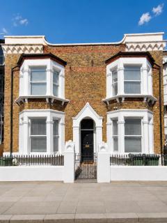 Medora Mansions 5 Beds 5 Bath, Brixton - 0