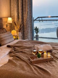 Luxury River View Studio in Supernova - 9