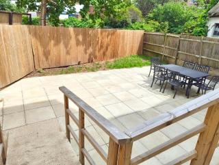 Medora Mansions 5 Beds 5 Bath, Brixton - 4
