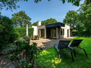 4-Guest Bungalow near Texel Dunes - 4