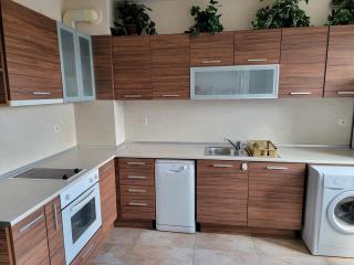 City and Beach Skyline 2BR Apartment 5th Floor Walk Up - 2