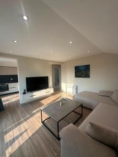 Norvia Apartments - 4