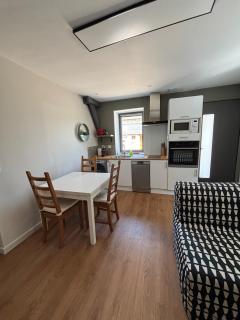 Petite maison privée de 33m2 Beaucouzé avec étang - 3