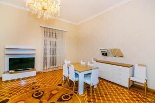 3 Bedrooms Apartment ın Center - 9