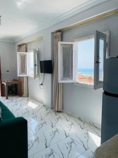 Panoramic Sea View Apartment North Coast - شقة للايجار الشاحل الشمالي - 3