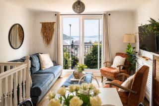 Stunning High Street Townhouse With Sea Views & Parking at 'Tide View Townhouse' - 6