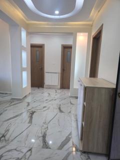 Apparemment valmascort annaba - 0