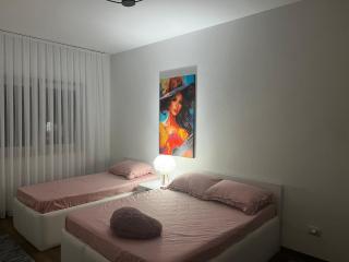 City centre beautiful apartment - near stadium - 2