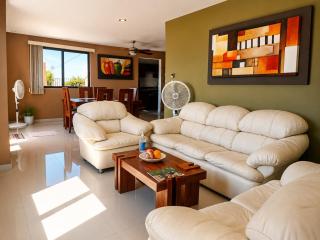 Home 365 Mérida Amplio y confortable departamento 3 recámaras 4 camas wifi - 9