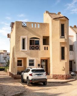 Blue Lagoon Sea View Villa with Private Garden And Rooftop Ras Sedr For Families - 8