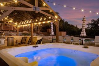 Hill Country Oasis*Pool**Sunset Views*Hot Tub - 4