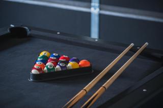 Warm & Cosy With Pool Table At Lake Hawea - 1