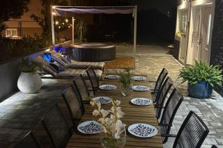 Holiday home with hot tub Kastel Stari, Kastela - 27823 - 5