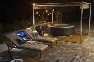 Holiday home with hot tub Kastel Stari, Kastela - 27823 - 3
