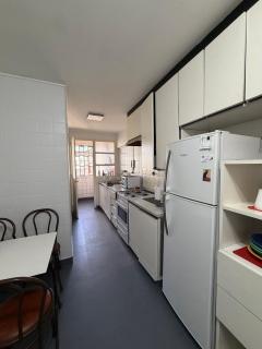 Comodo apartamento en torre de Recoleta - 2