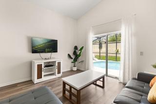 3 Bedrooms 2 Bathrooms Indian Creek 2559 Bc - 7