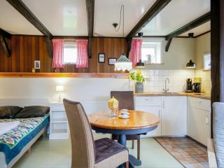 Cosy suite in village of Callanstoog - 7