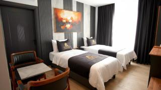 Aerohub Grand Hotel - 5
