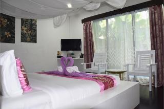 Carpe Diem Villas & Resort - 1