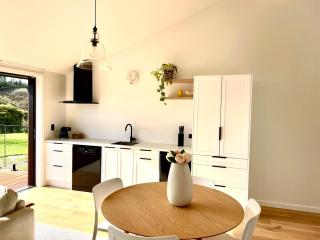 Modern Country Retreat - 4