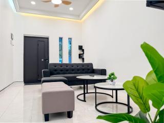 Black & White 3BR Landed 8 Pax with Free Netflix WiFi Coway - Simpang - 7