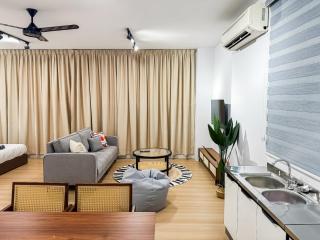 Taiping Rain Suite Homestay near Lake Garden with Netflix WiFi - 8