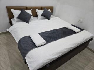 Krishan Niwas hotel and restaurant - 4