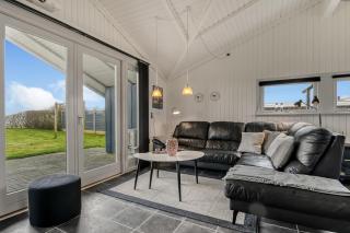 Beautifully Renovated Wooden Holiday Homesj404 - 5
