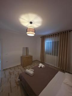 Spacious house with a big garden and fire pit - 2