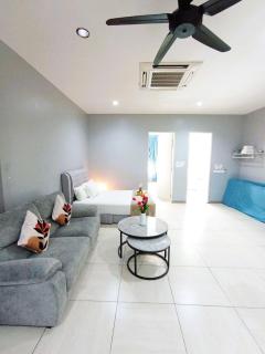OCTAGON PREMIUM IPOH l TOWN CENTER l by Grab A Stay l 6-8PAX - Ipoh - 9