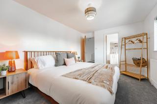 Cambridge Central Escape 4 Bedroom & Garden Home - 9