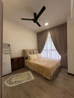 Sayang Auleya HollidayHome - 7