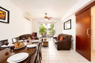 2BR Apartment with Pool - Olive by Premier - 4