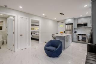 Modern 1BR Near Woodbury Commons - 9