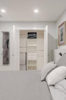 Modern 1BR Near Woodbury Commons - 3