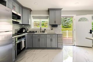 Modern 3BR Woodbury NY - 3
