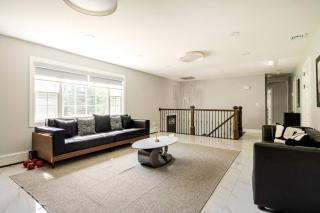 Modern 3BR Woodbury NY - 5