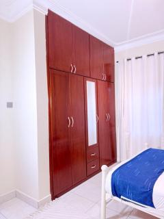 Modern 4BR Villa Bwebajja, Entebbe Road - 1