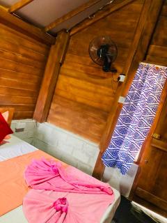 Rooms at Maduka Restaurant - 7
