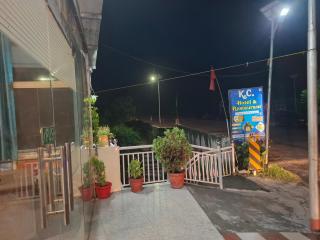K C Hotel & Restaurant - 7